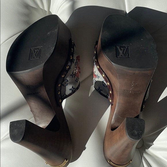 Louis Vuitton Monogram raffia flower platform - Picture 7 of 8